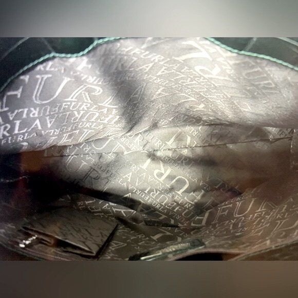 FURLA Dark Green Croc Embossed Tote Handle Bag - As New! - Picture 5 of 8